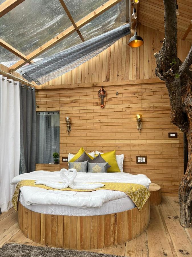 Cloudwalk Treehouse Villa Jibhi Ngoại thất bức ảnh